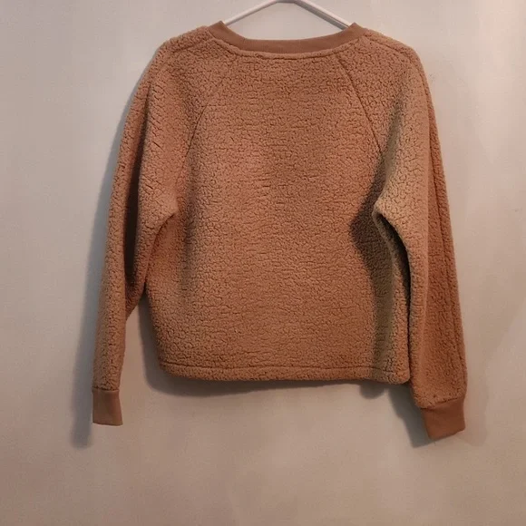 Banana Republic teddy sweater - Picture 4 of 8
